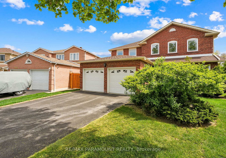 712-savoy-crescent-mississauga-ontario-w12157347
