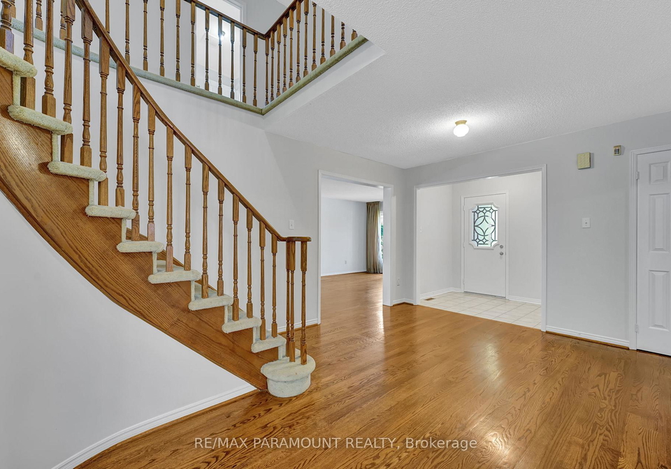 712-savoy-crescent-mississauga-ontario-w12157347