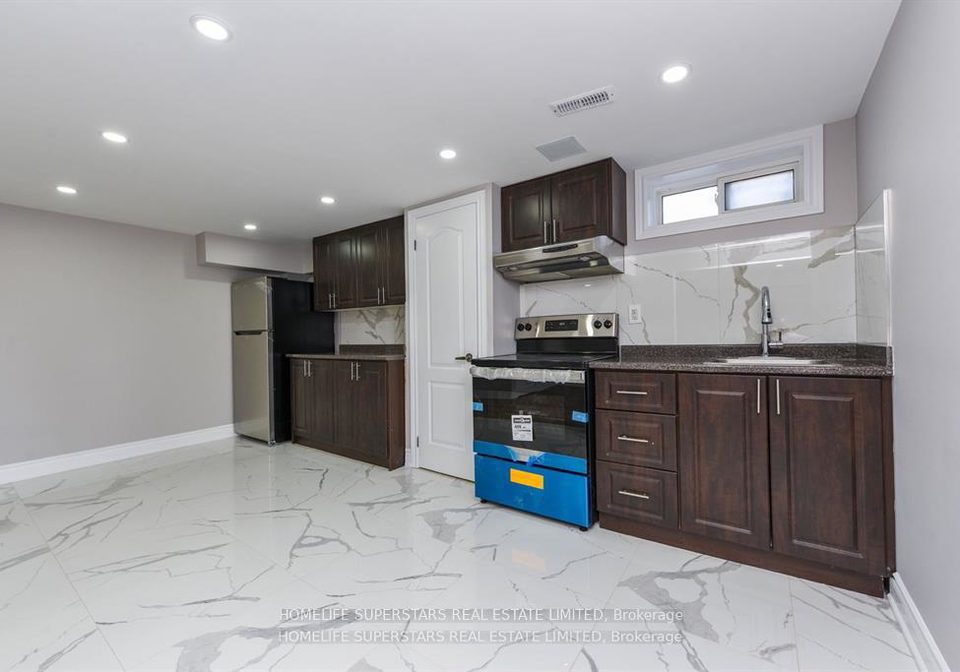 76-flowertown-avenue-brampton-ontario-w12157398