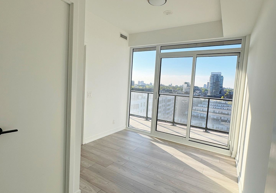 285-dufferin-street-toronto-ontario-w12157828
