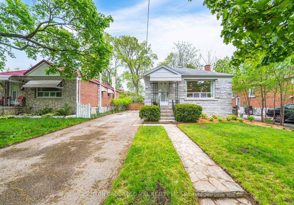 112-north-carson-street-etobicoke-ontario-w12158127