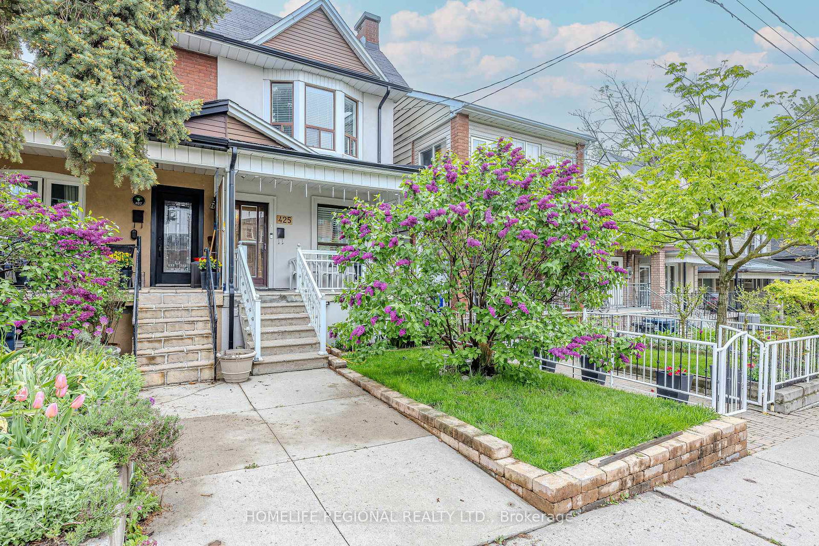 425-bartlett-avenue-n-toronto-ontario-w12158482