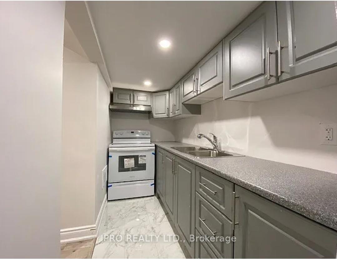 188-holmes-crescent-milton-ontario-w12158837