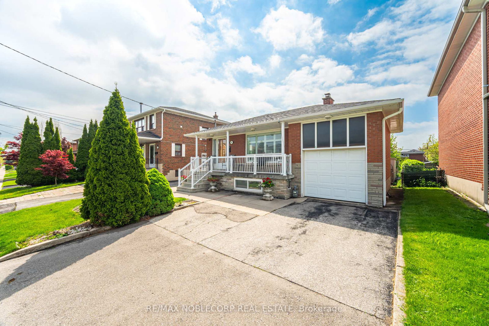 351-hillmount-avenue-north-york-ontario-w12159326