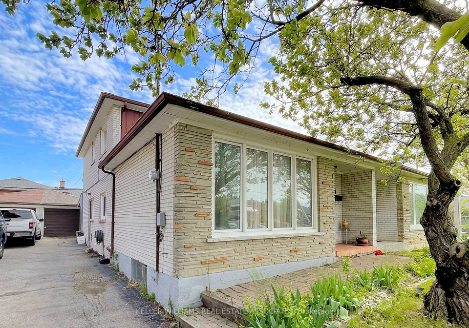 47-dovehouse-avenue-york-ontario-w12159695