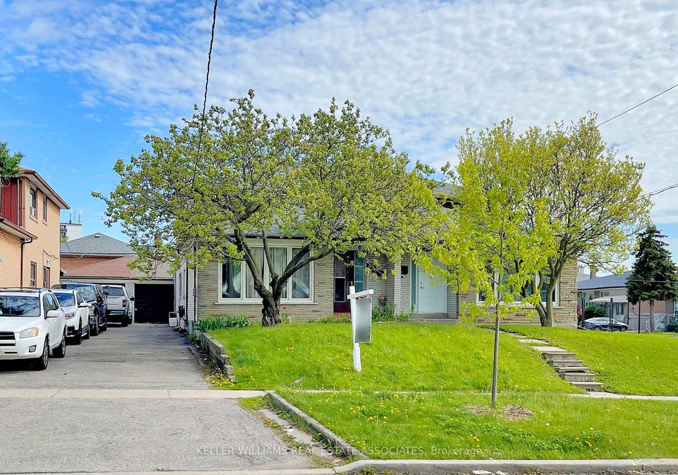 47-dovehouse-avenue-york-ontario-w12159695
