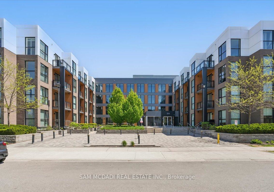 210-sabina-drive-oakville-ontario-w12159720