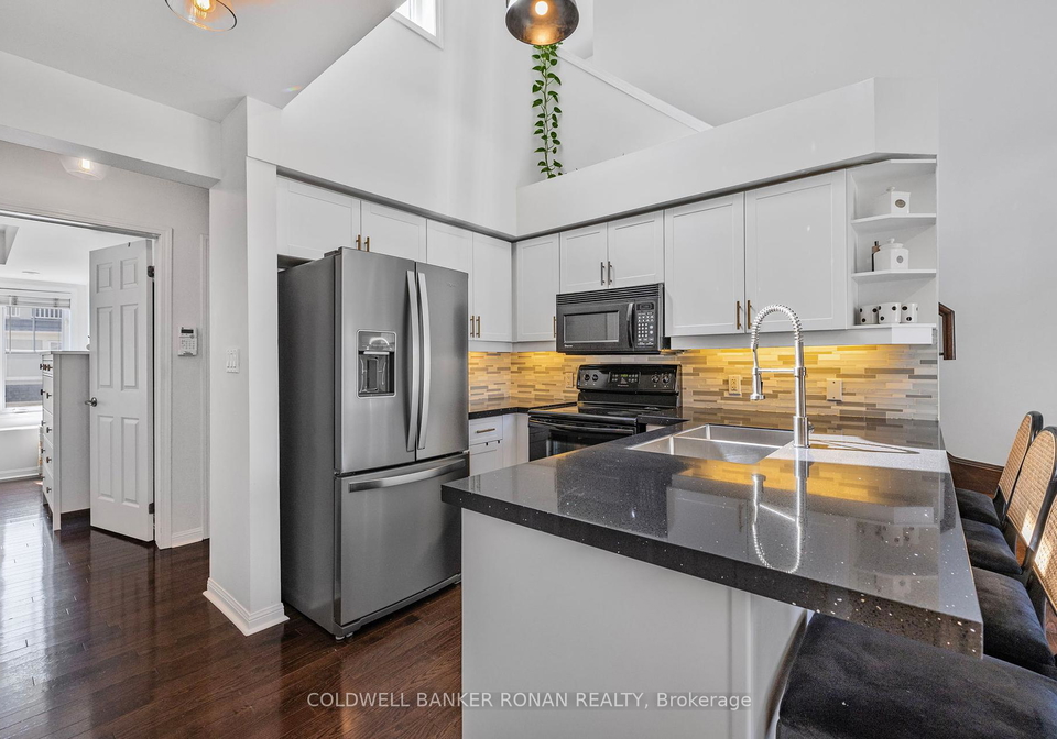 600-shoreline-drive-mississauga-ontario-w12159861