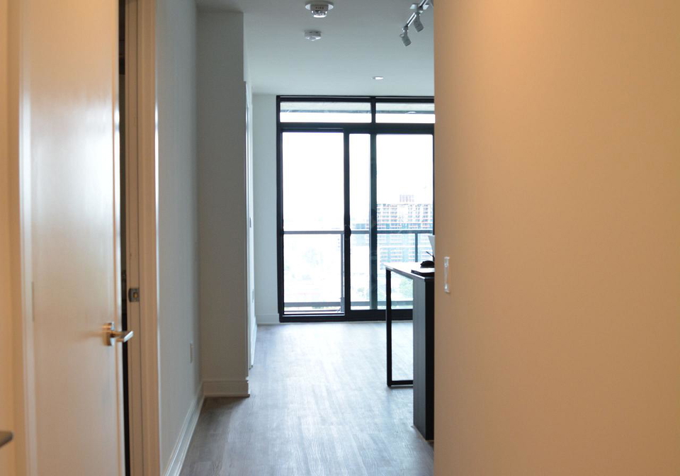 86-dundas-street-e-mississauga-ontario-w12160309