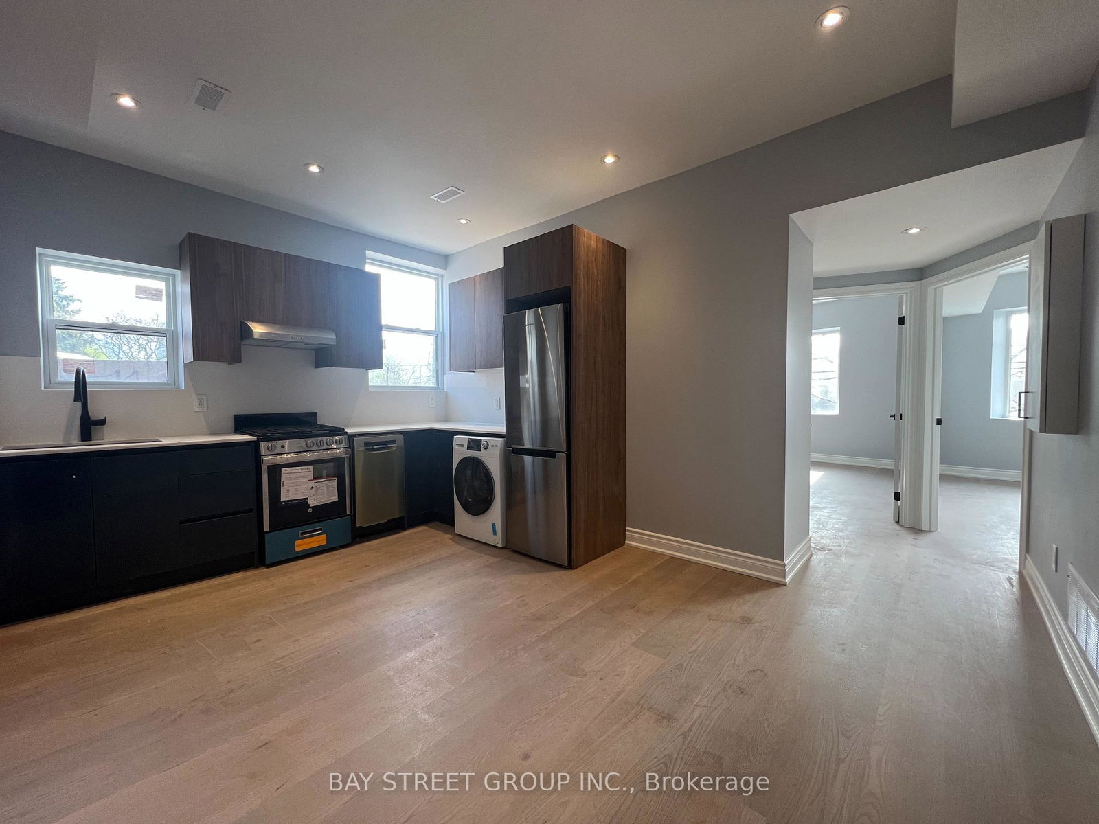 2386-lake-shore-boulevard-w-etobicoke-ontario-w12161129