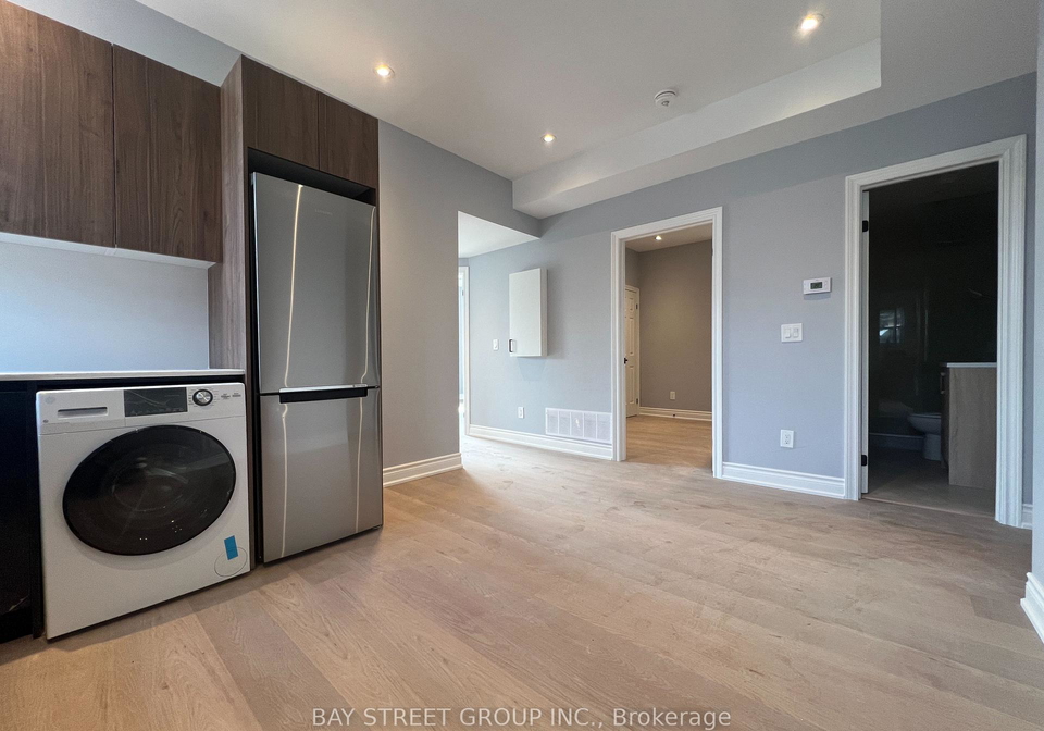 2386-lake-shore-boulevard-w-etobicoke-ontario-w12161129