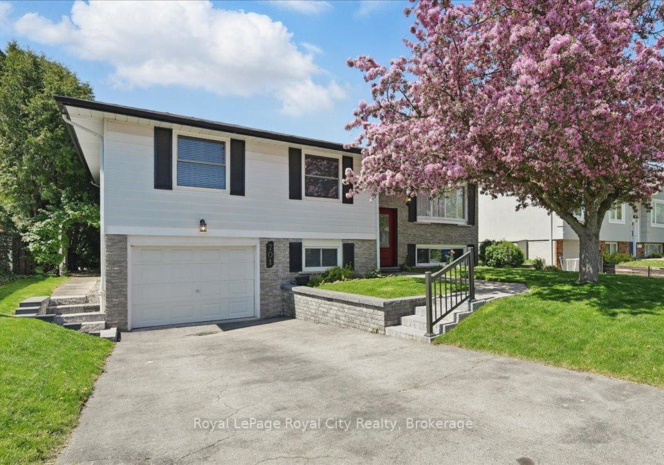 701-castleguard-crescent-burlington-ontario-w12161495
