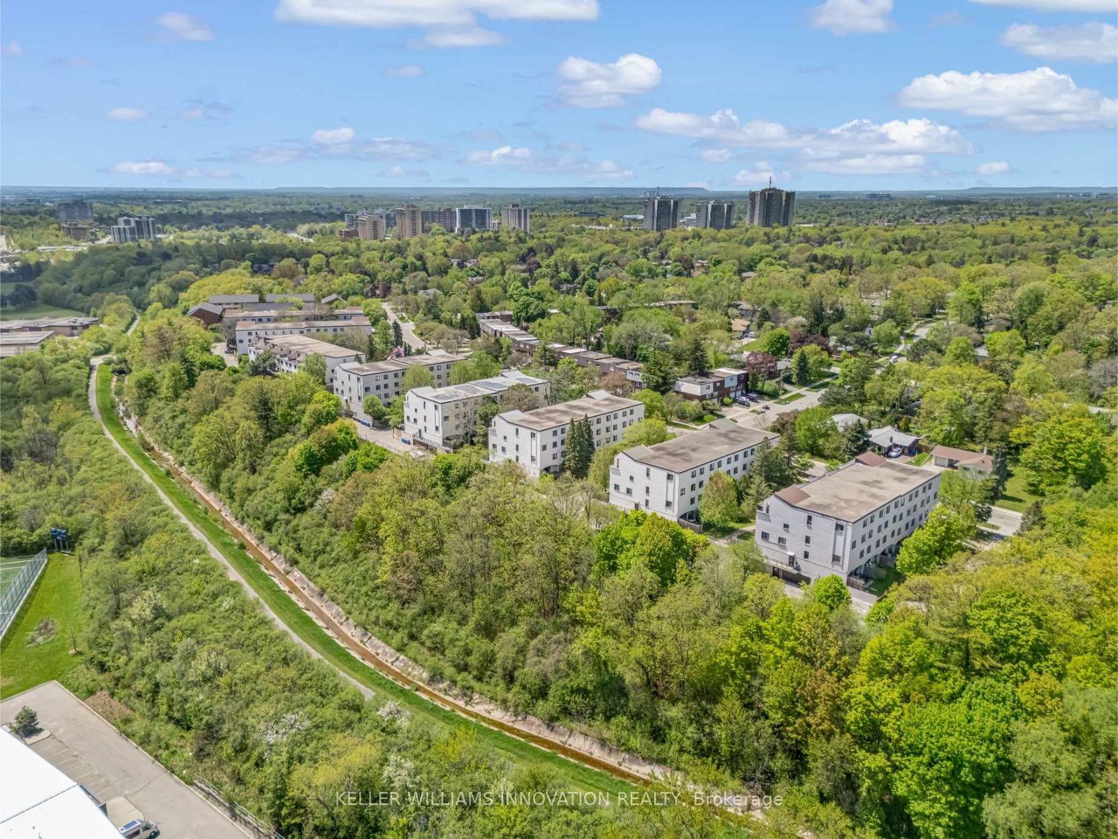 1050-falgarwood-drive-oakville-ontario-w12161916