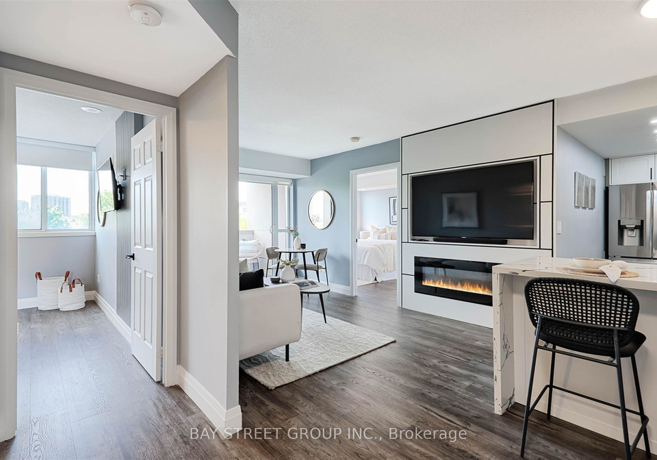 220-forum-drive-mississauga-ontario-w12162064