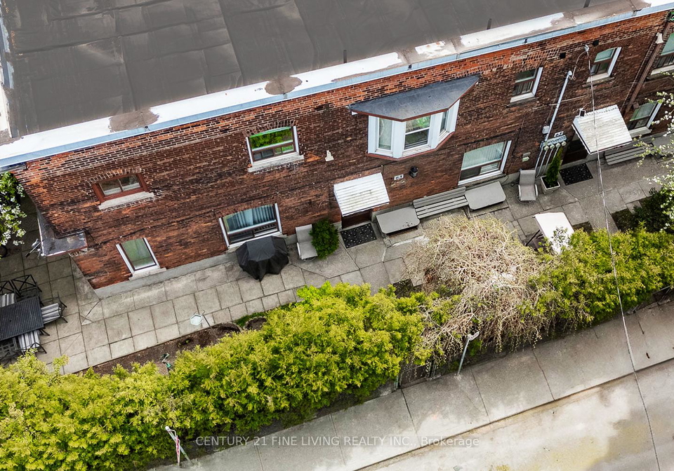 63-garden-avenue-toronto-ontario-w12162488