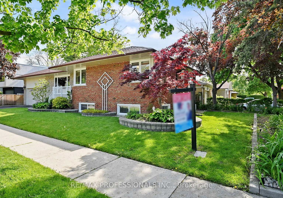 2-woodpark-road-etobicoke-ontario-w12162553