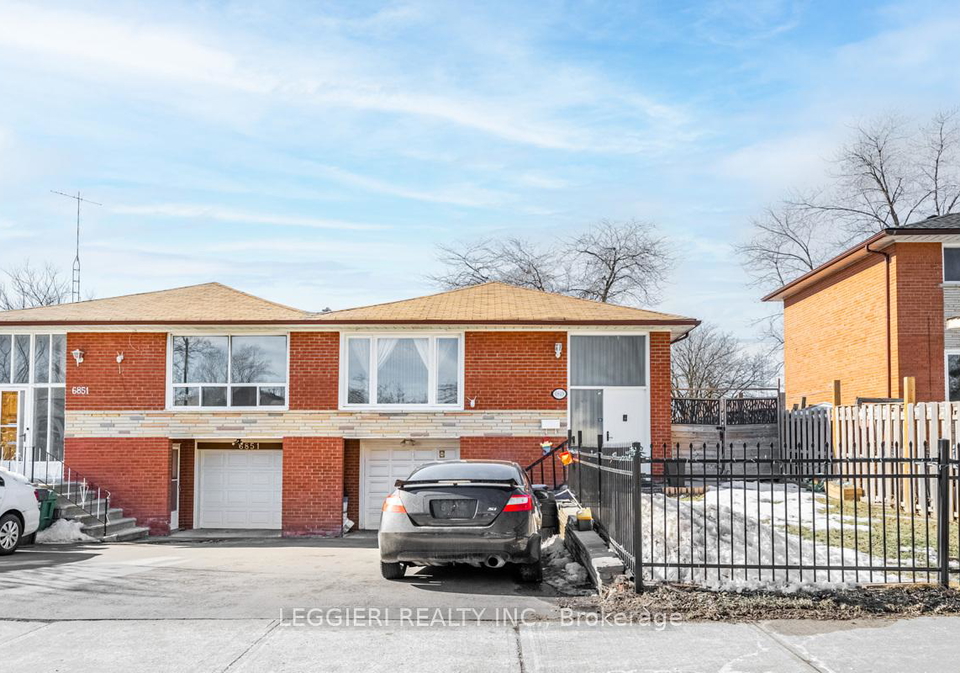 6849-darcel-avenue-mississauga-ontario-w12163239