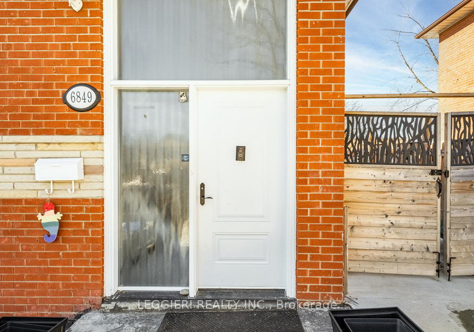 6849-darcel-avenue-mississauga-ontario-w12163239