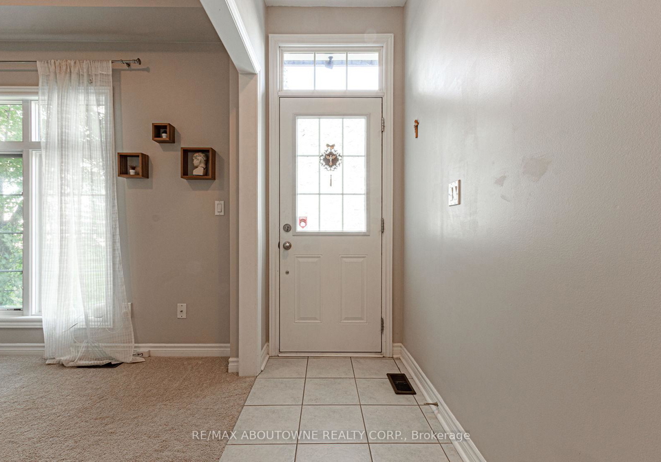 2365-lepage-common-drive-burlington-ontario-w12163645