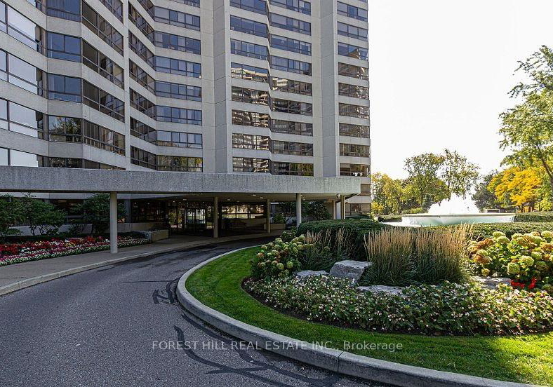 1300-bloor-street-mississauga-ontario-w12163671
