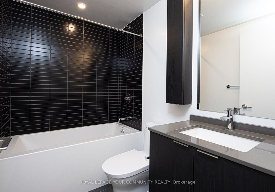 86-dundas-street-e-mississauga-ontario-w12163931