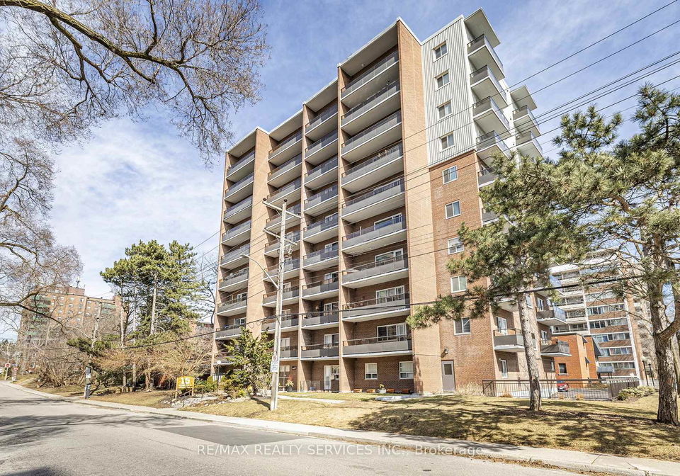 15-elizabeth-street-n-mississauga-ontario-w12164037