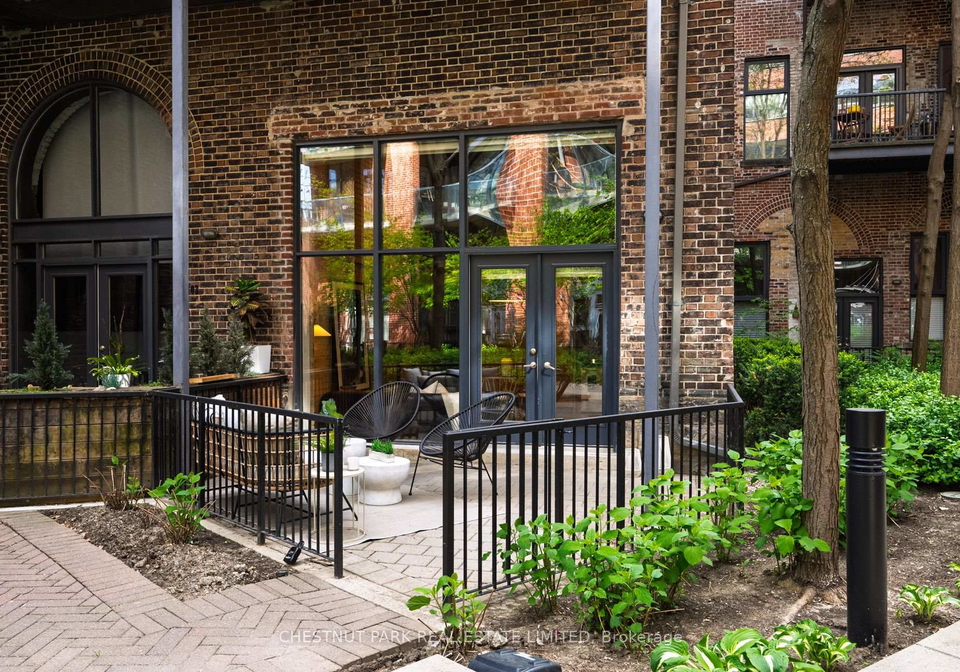 363-sorauren-avenue-toronto-ontario-w12164226
