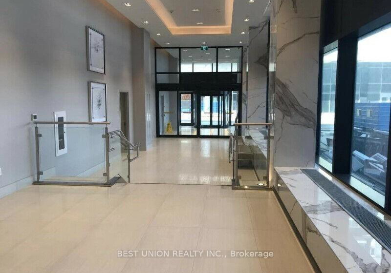30-shore-breeze-drive-etobicoke-ontario-w12165189