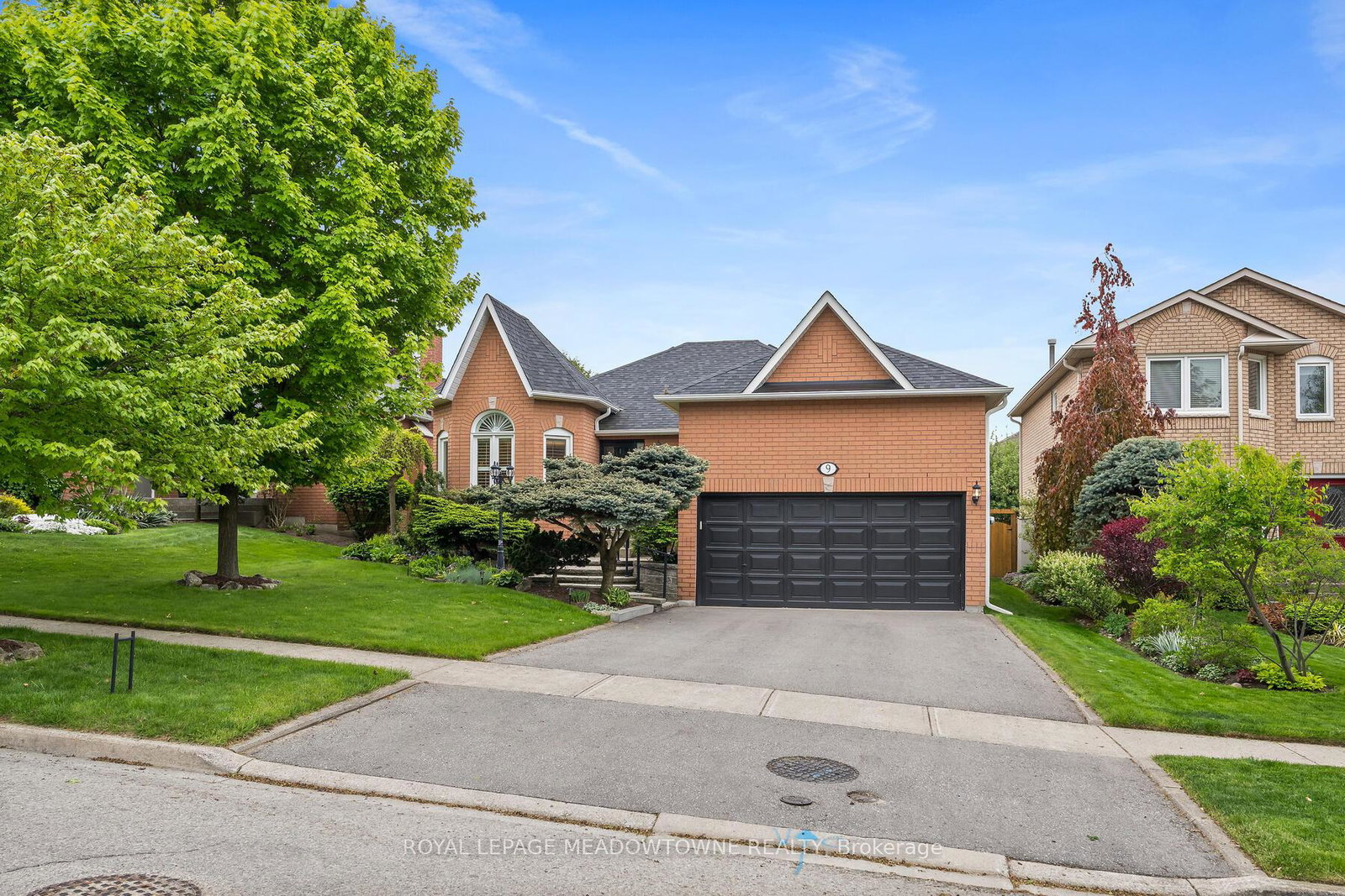 9-gollop-crescent-halton-hills-ontario-w12165256