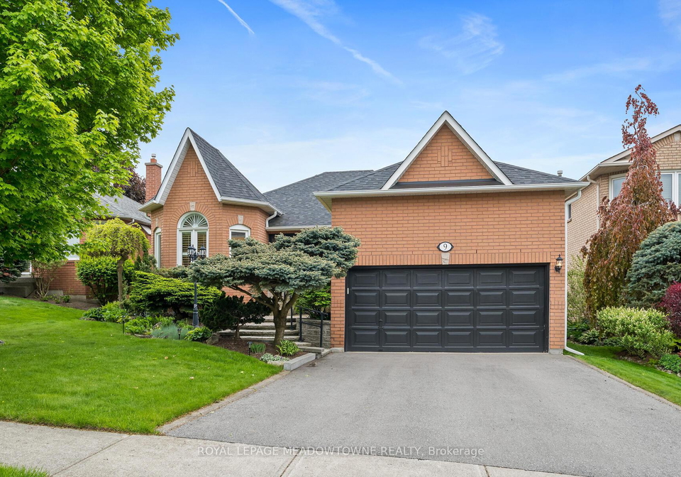 9-gollop-crescent-halton-hills-ontario-w12165256