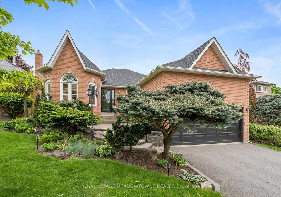9-gollop-crescent-halton-hills-ontario-w12165256