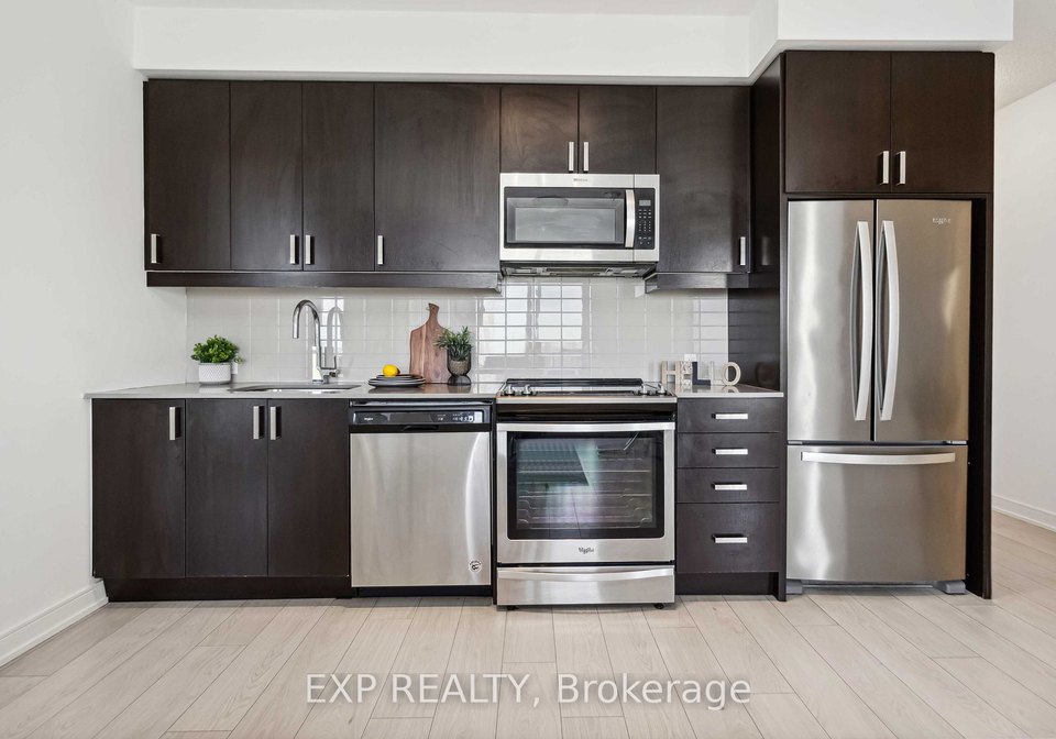 8-nahani-way-mississauga-ontario-w12165340