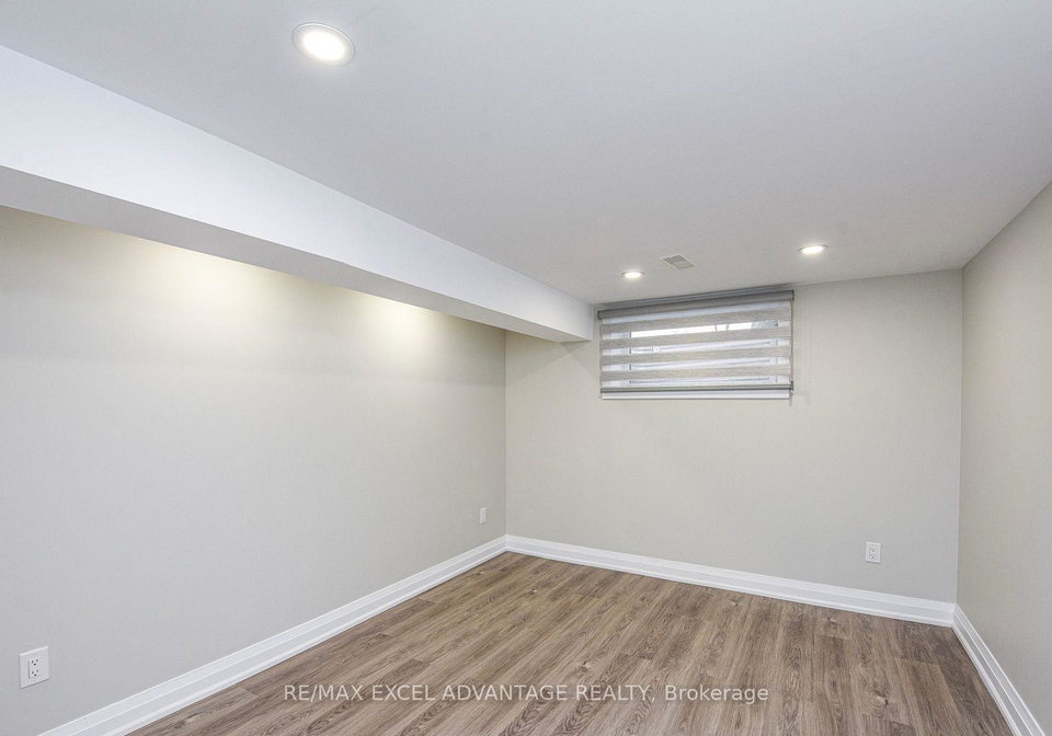 819-eaglemount-crescent-mississauga-ontario-w12165854