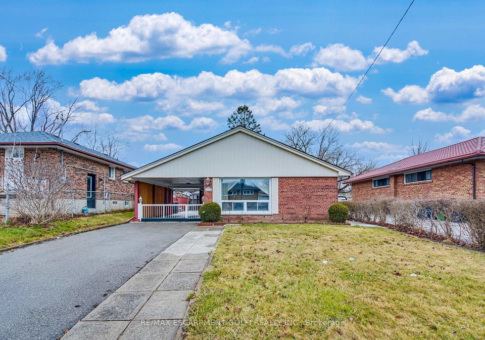 172-elmhurst-drive-etobicoke-ontario-w12165925