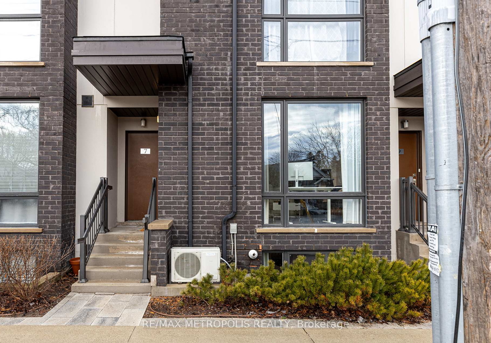 24-fieldway-road-etobicoke-ontario-w12166166