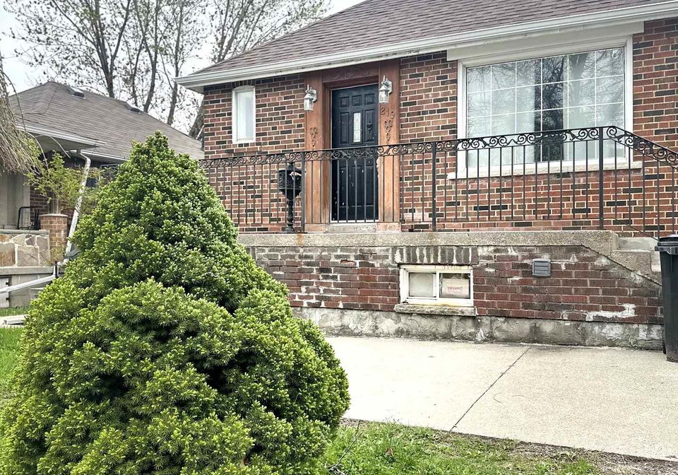 219-church-street-north-york-ontario-w12166474