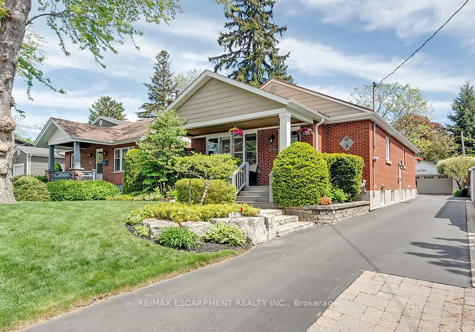 379-delaware-avenue-burlington-ontario-w12167124