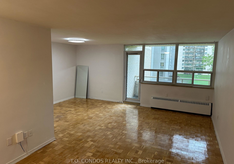 360-ridelle-avenue-north-york-ontario-w12167458