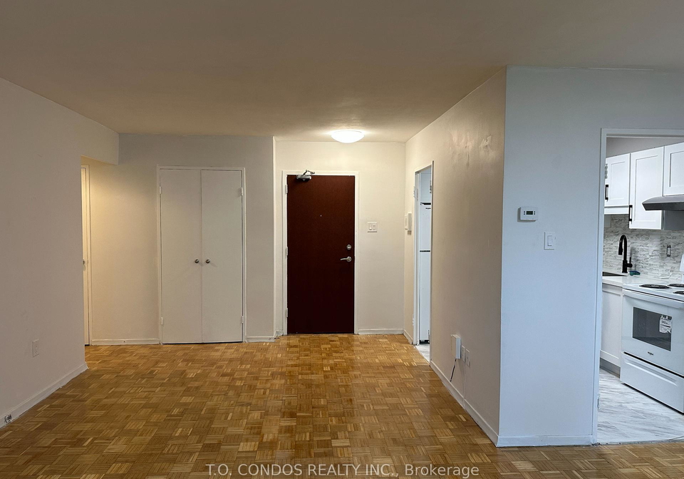 360-ridelle-avenue-north-york-ontario-w12167458