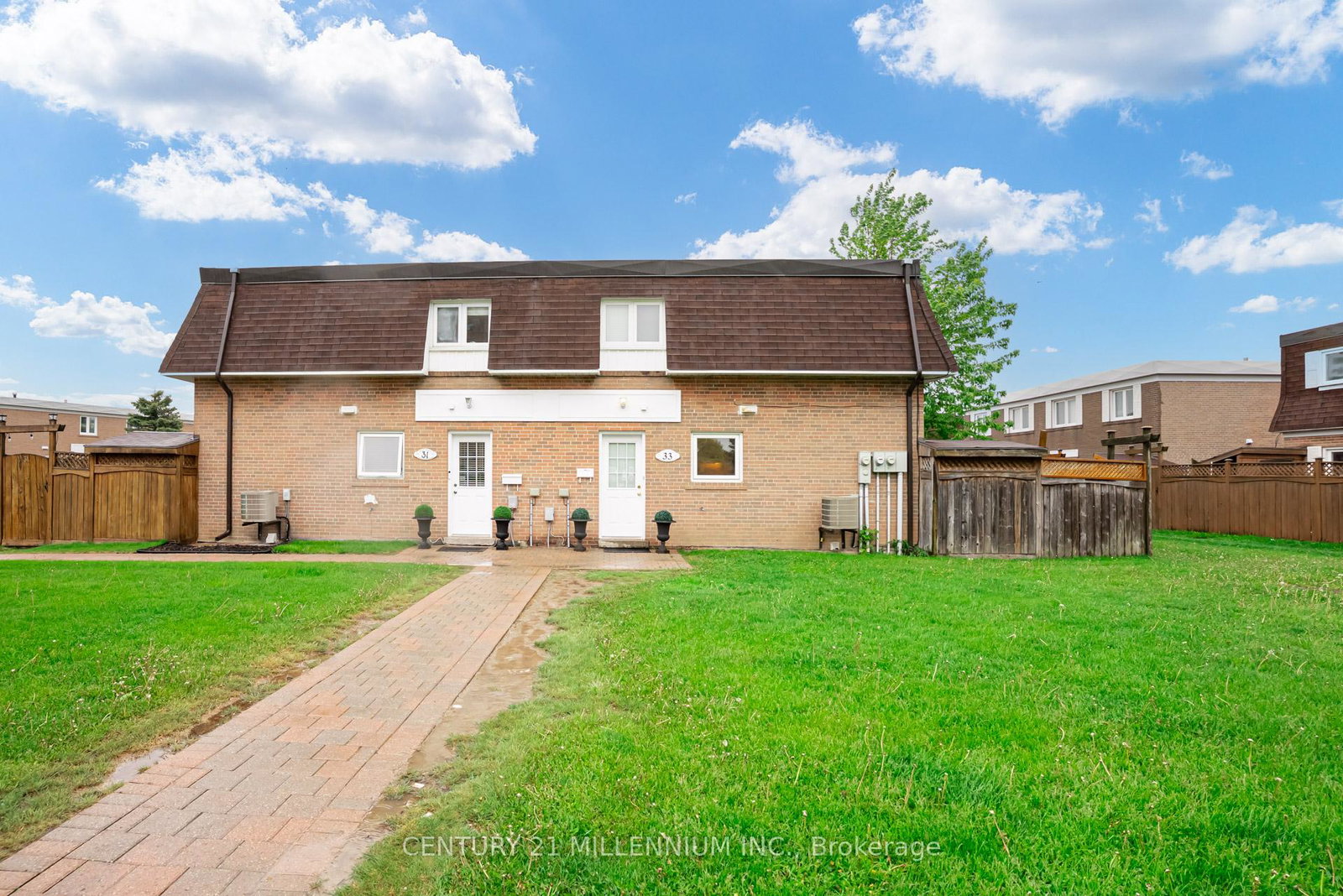 33-town-house-crescent-brampton-ontario-w12167529