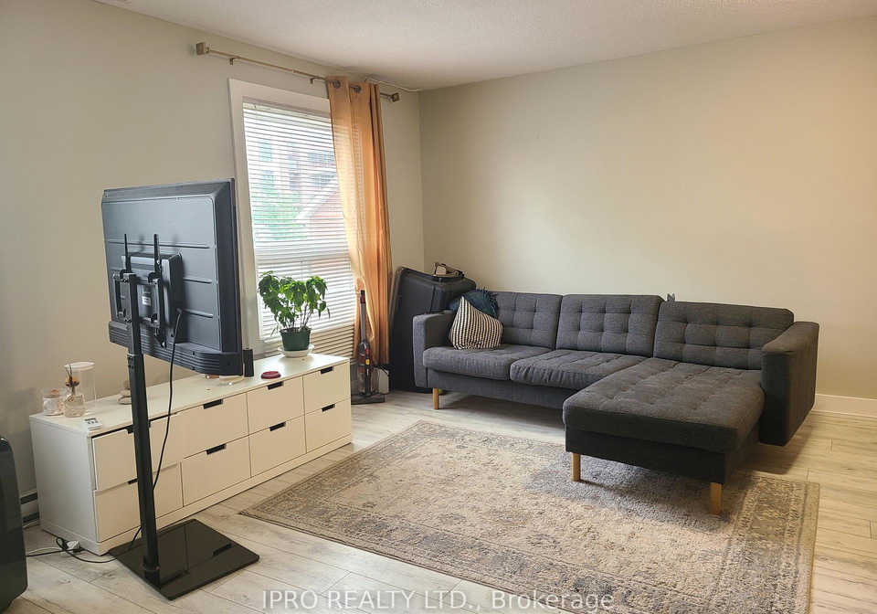 4138-dundas-street-w-etobicoke-ontario-w12167673