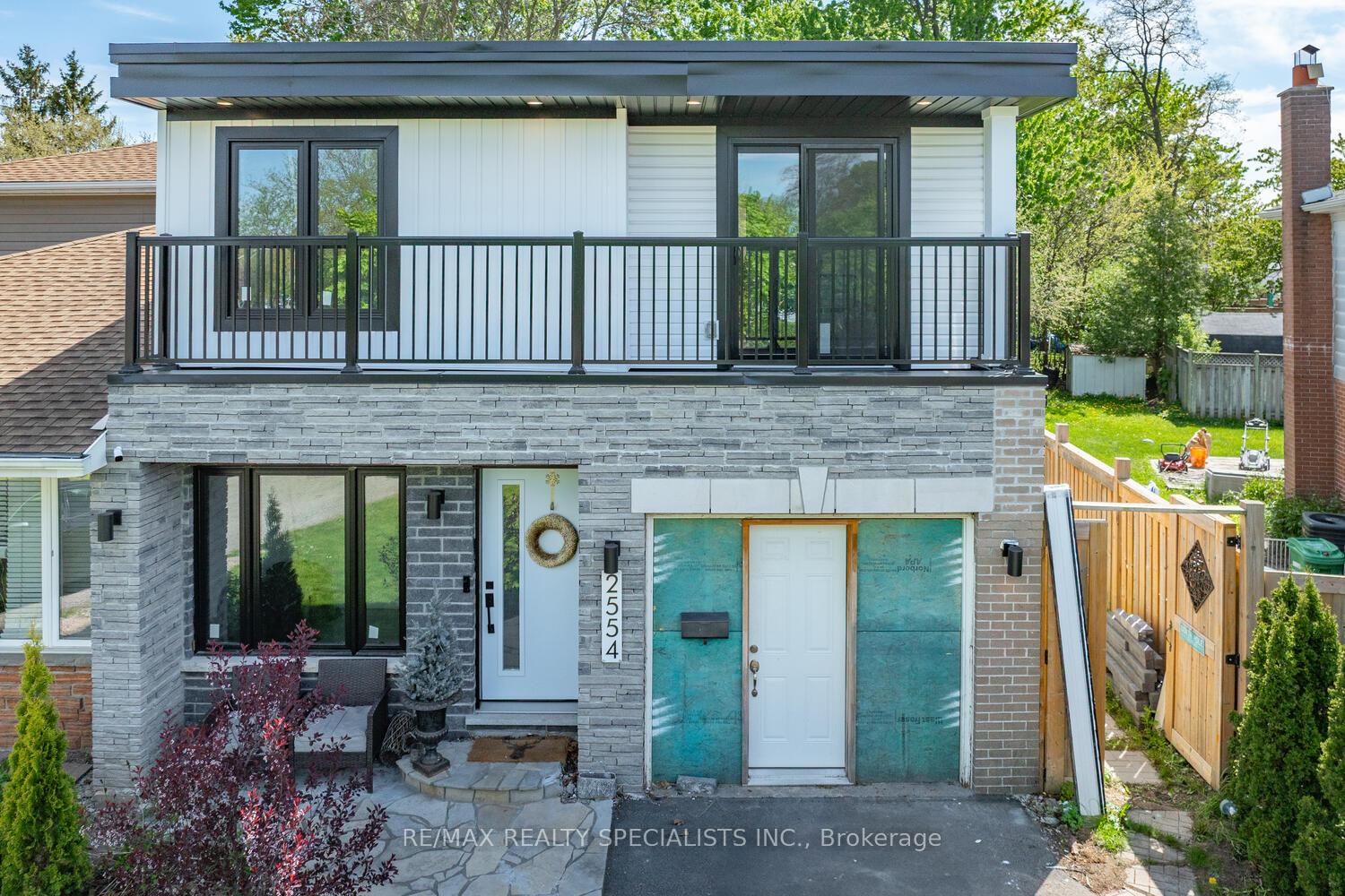 2554-barcella-crescent-mississauga-ontario-w12167758