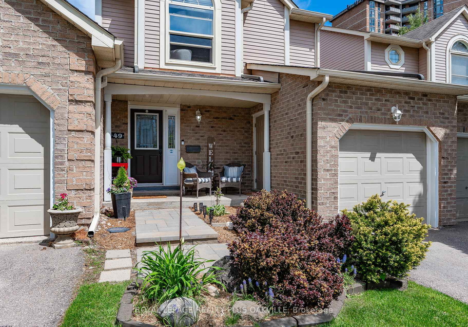 5255-lakeshore-road-burlington-ontario-w12167917
