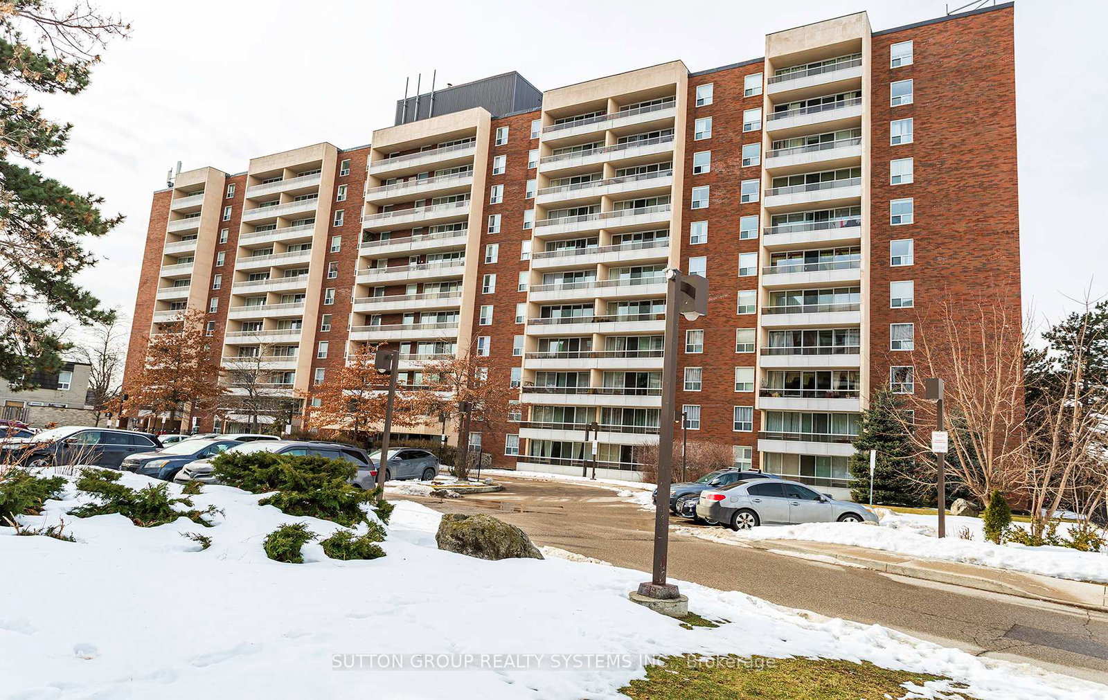 31-four-winds-drive-york-ontario-w12168383