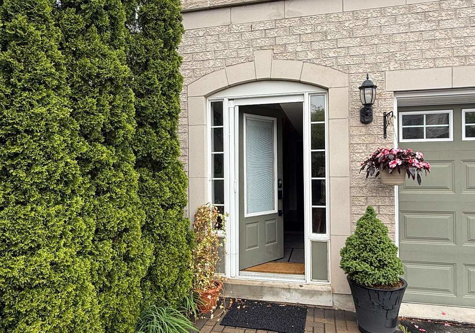 2320-sutton-drive-burlington-ontario-w12168393