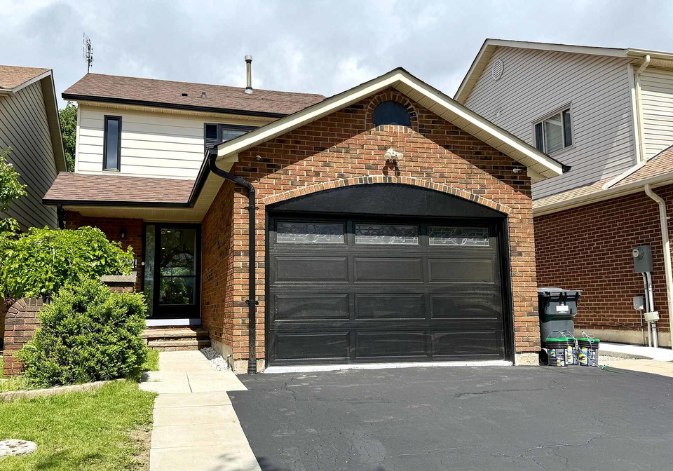 184-weybridge-trail-brampton-ontario-w12168799