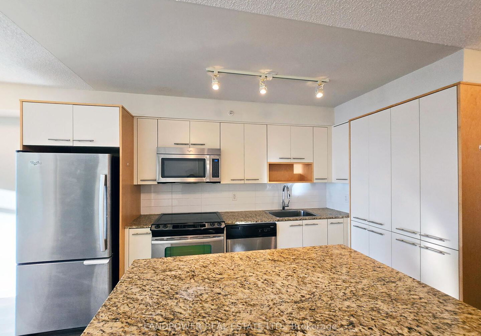 5-valhalla-inn-road-etobicoke-ontario-w12168834
