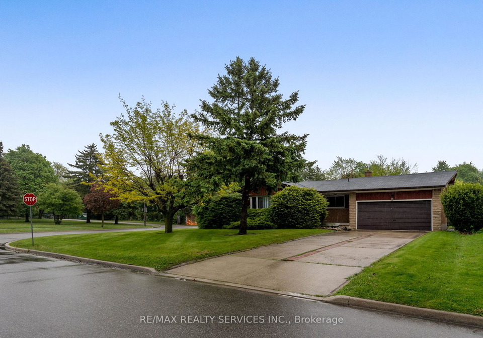 257-elizabeth-street-brampton-ontario-w12168917