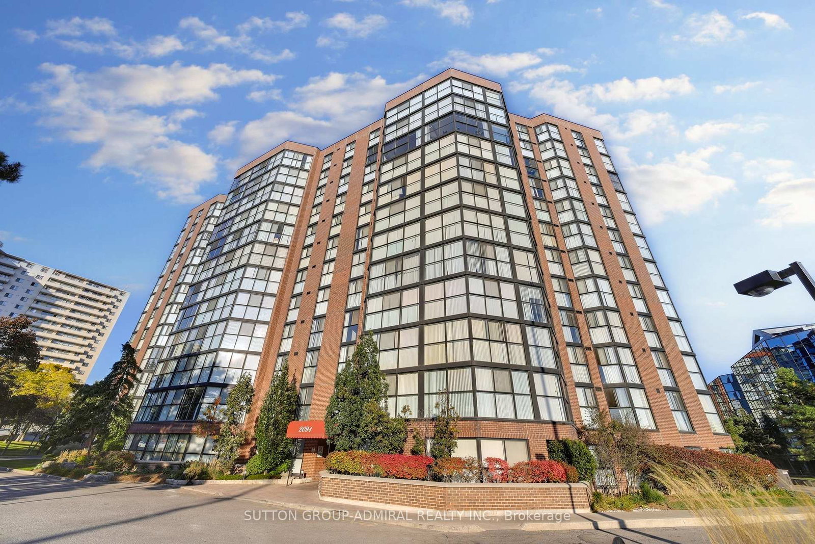 2091-hurontario-street-mississauga-ontario-w12169918