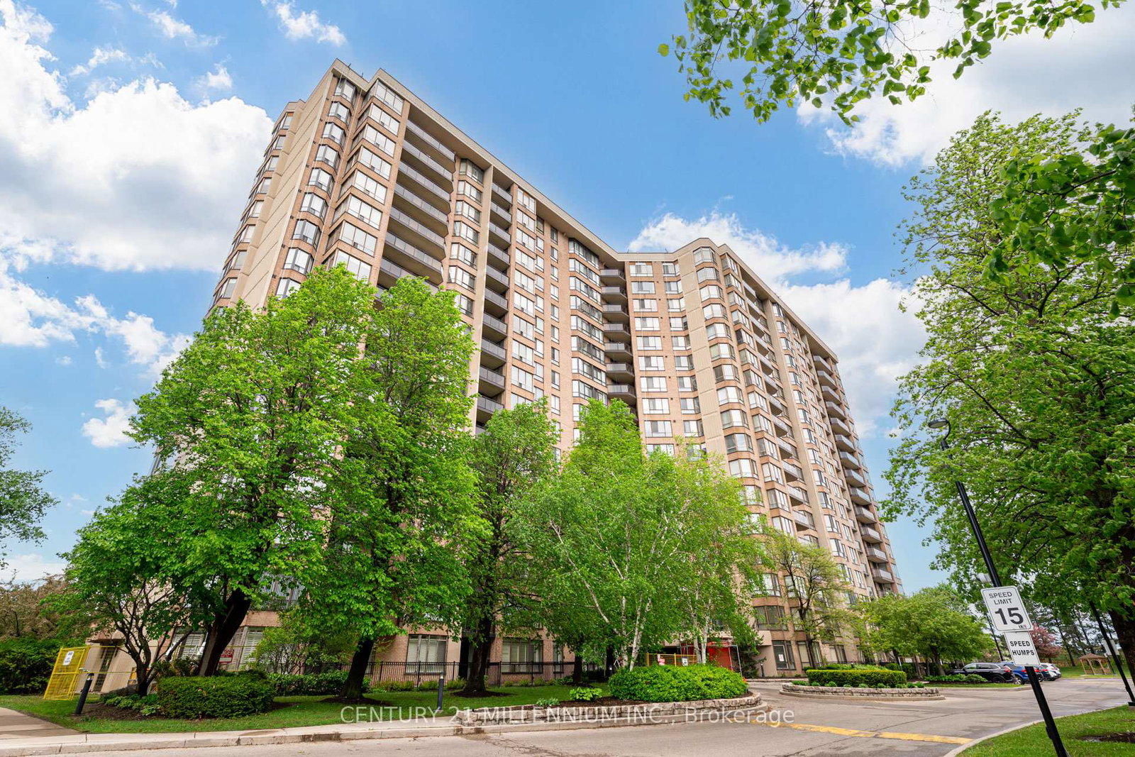20-cherrytree-drive-brampton-ontario-w12170531